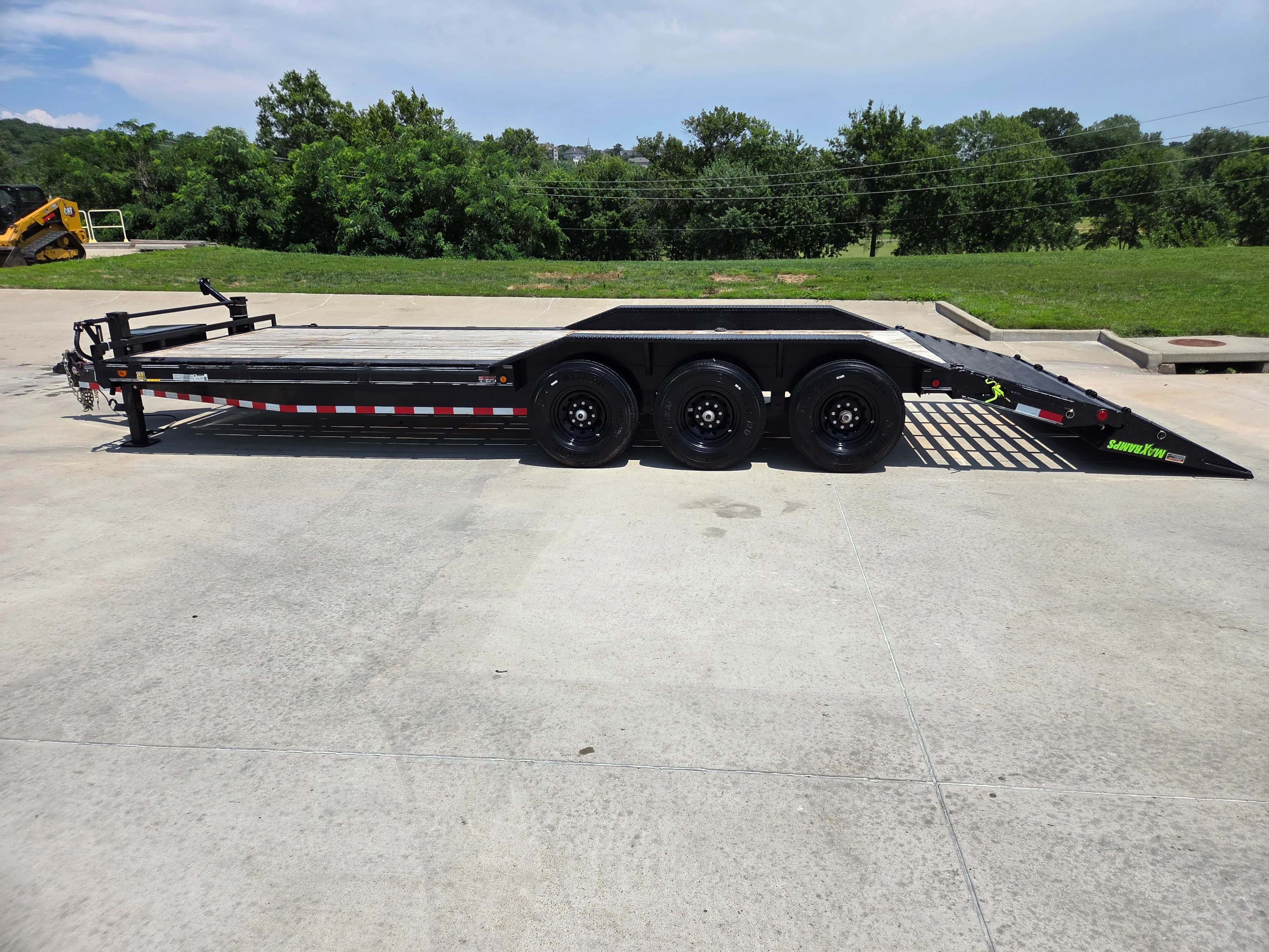 2024 Load Trail 24' Tri-Axle Car Hauler