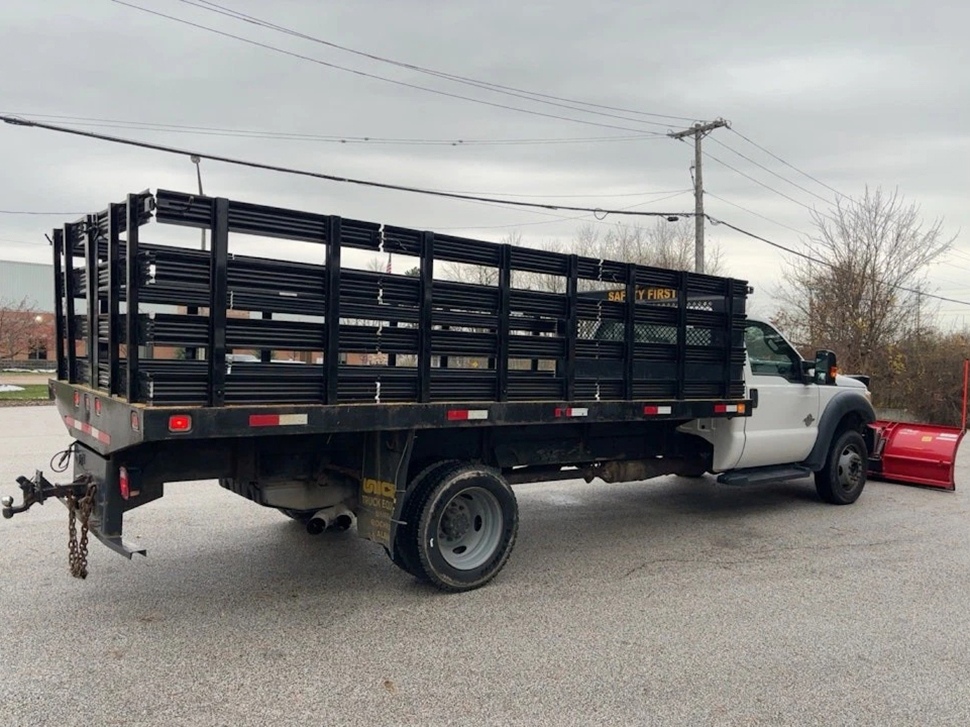 2015 Ford F-550 16' Steel Flatbed Truck Diesel Stakebed A/T Western Plow - Image 4