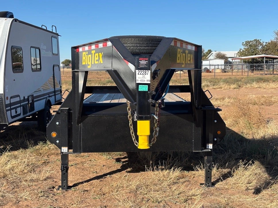 2026 Big Tex 14GN 40' Gooseneck T/A Flatbed Hotshot Utility Trailer - Image 8